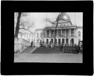 circa 1910s view of the State House in Boston