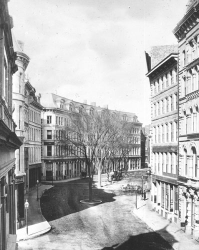 `Franklin St., up from Hawley to Devonshire` Lantern slide