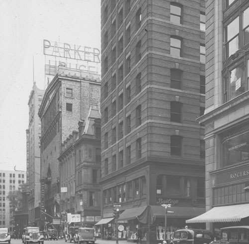 `Tremont St., between Bromfield & School St.` Lantern slide