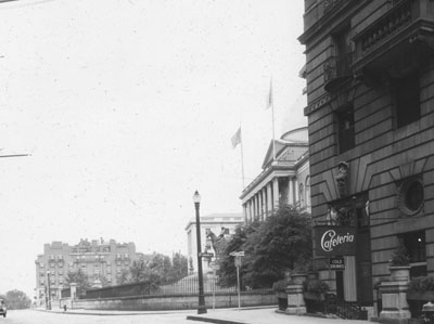 `Cor. Beacon & Bowdoin St., looking west on Beacon St.` Lantern slide