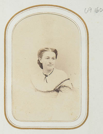 Unidentified woman Carte de visite