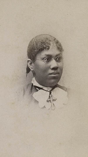 Unidentified woman Photograph