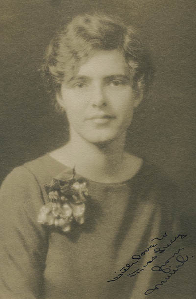 Unidentified woman Photograph