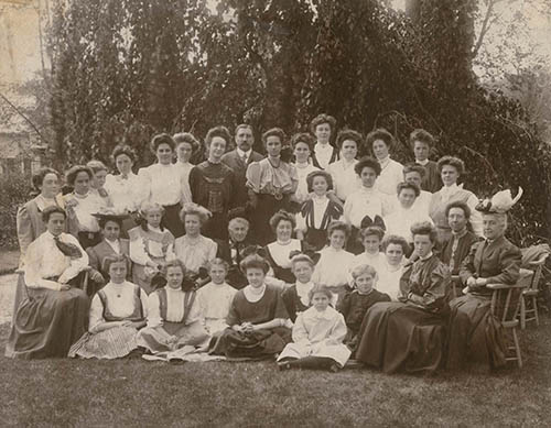 Misses Allen School teachers and students Photograph